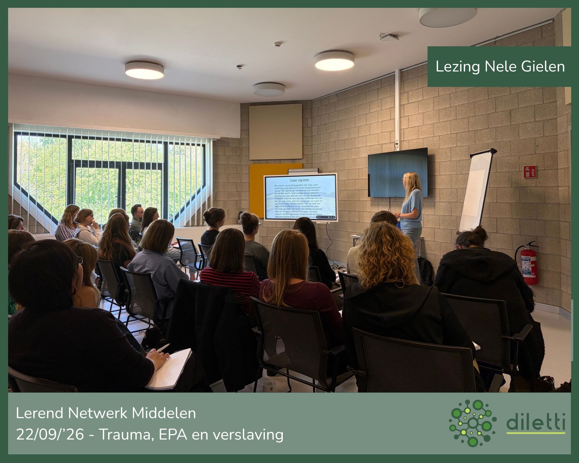 Sfeerfoto tijdens lezing Nele Gielen